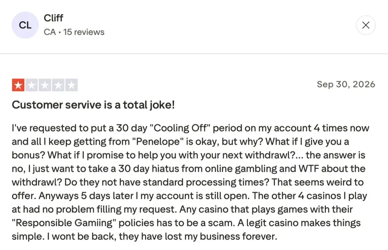 Trustpilot-Bewertung von Cliff zu SlotRave: 1 von 5 Sternen, „Kundenservice ist ein schlechter Witz“, 30. September 2026